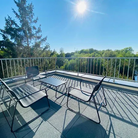 Apartment Panoramic View Ph By The Sea