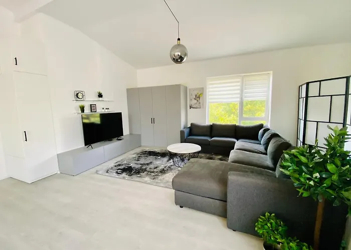 Panoramic View Ph By The Sea דירה פלאנגה